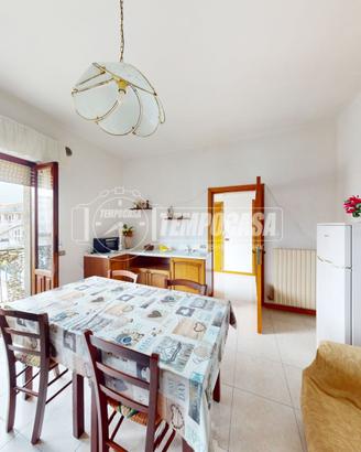 APPARTAMENTO CON 3 CAMERE E SOFFITTA!