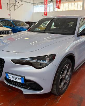Alfa Romeo Stelvio 2.2 t Sprint Q4 210cv auto