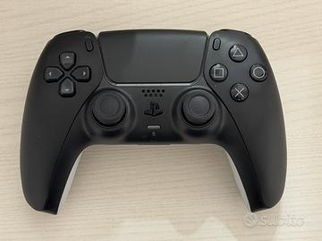 Dualsense ps5 nero con palette e bianco con drif