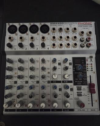 Mixer Phonic AM440D