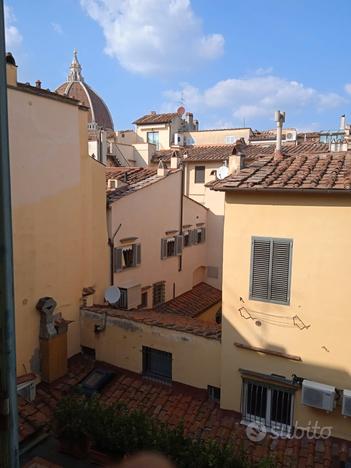 Camera singola nel centro storico di Firenze