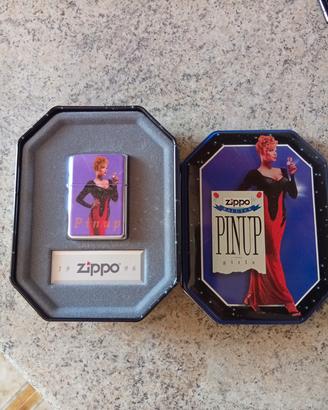 zippo pinup nuovo 