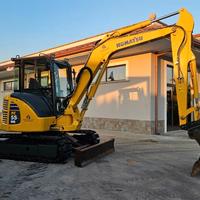 ESCAVATORE KOMATSU PC 55 MR 3 PARI AL NUOVO