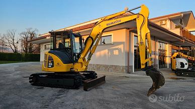 ESCAVATORE KOMATSU PC 55 MR 3 PARI AL NUOVO
