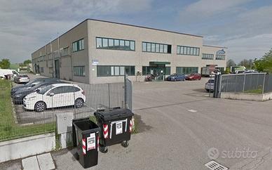 Immobile di 1250 m² a Calderara di Reno