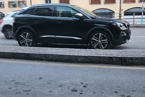 peugeot 3008 2017 gt  da 180 cavalli 