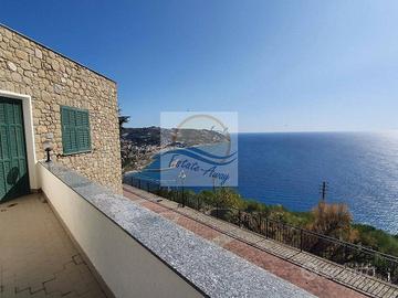 Villa di 441 m² con più di 5 locali e box auto a B