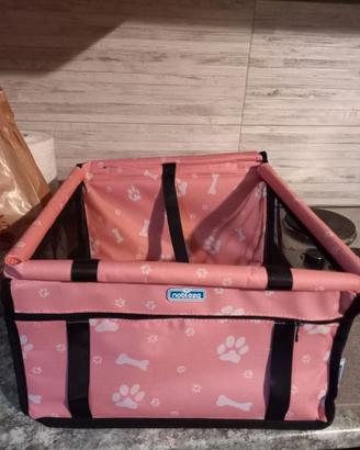 Seggiolino auto per cani