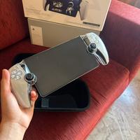 PlayStation Portal in condizioni pari al nuovo.