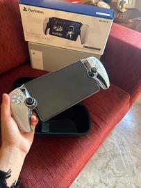 PlayStation Portal in condizioni pari al nuovo.