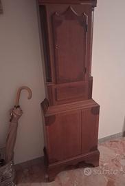 orologio antico a pendolo