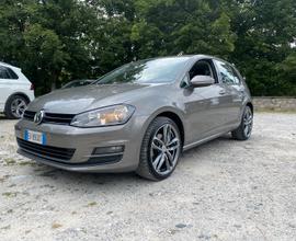 Volkswagen Golf VII