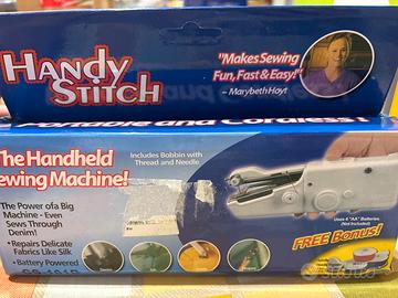 Macchina da cucire portatile