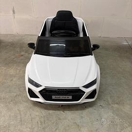 Audi RS6 elettrica per bambini