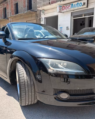 Audi TT Roadster 2.0 TFSI 200 CV S-LINE