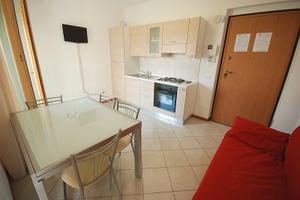 Appart.vicinissimi al mare a TORTORETO LIDO