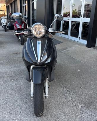 Piaggio Beverly 250 i.e. Cruiser