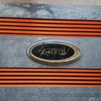 Amplificatore per auto 