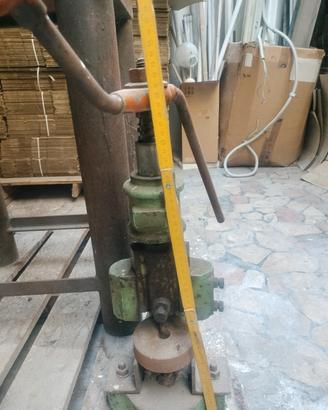 bilancere ( pressa) manuale