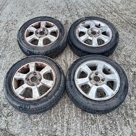Ruote in lega complete per Ford Fiesta R14