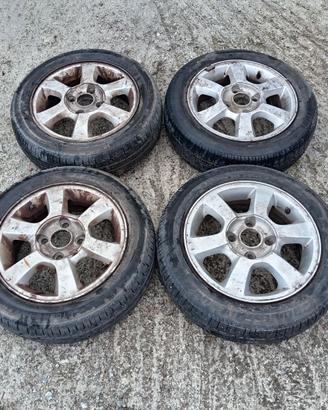 Ruote in lega complete per Ford Fiesta R14