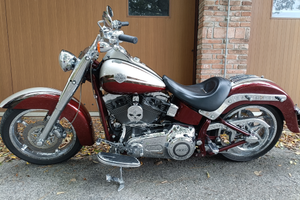Harley Davidson Softail convertible CVO