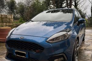 Ford fiesta st 200