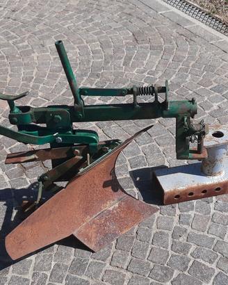 Aratro per motocoltivatore