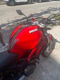 Monster 696 - 22000 km - Termignoni