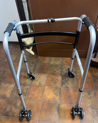 Girello per anziani interno