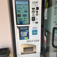 Distributore automatico sigarette
