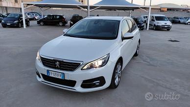 Peugeot 308 BlueHDI Allure