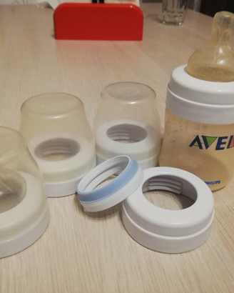Biberon Avent con ricambi