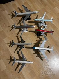 Collezione modellini aeroplani