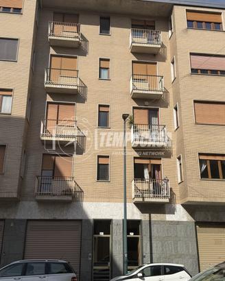 AMPIO MONOLOCALE CON ASCENSORE!!