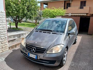 mercedes classe a 2010 coupe 