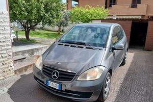 mercedes classe a 2010 coupe 