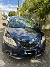 Lancia Ypsilon ecochic hybrid benzina