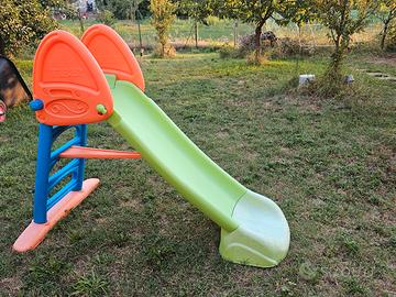 Scivolo FEBER  con acqua