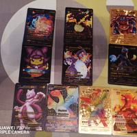 carte Pokemon varie, nere/dorate