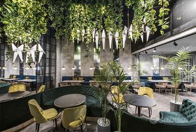 Corso Trieste ad. Splendido Ristorante con Dehors