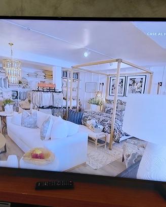 Smart TV LED Samsung 55 pollici UHD 4K