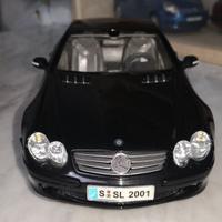 MERCEDES-BENZ SL (2001), 1/18 MAISTO