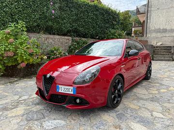Alfa Romeo Giulietta Veloce 2016,  1750cc, 283cv