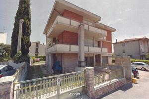 Foligno S. Eraclio appartamento intero piano