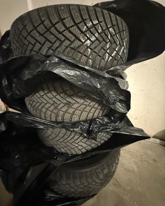Pneumatici hankook invernali 205/45/17