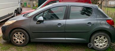 vettura perfetta con gpl km 96000 