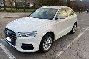 Audi Q3 2.0 tdi business Advanced cambio manuale
