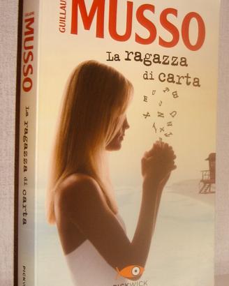 La ragazza di carta