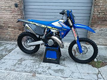 SHERCO ENDURO MOTARD 125 2 TEMPI